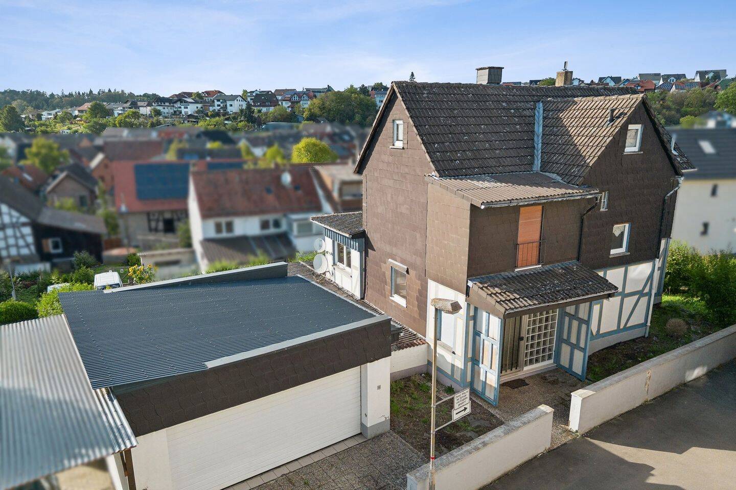 Solide Basis, viele Möglichkeiten – Einfamilienhaus in Reiskirchen / Bersrod!, 35447 Reiskirchen
