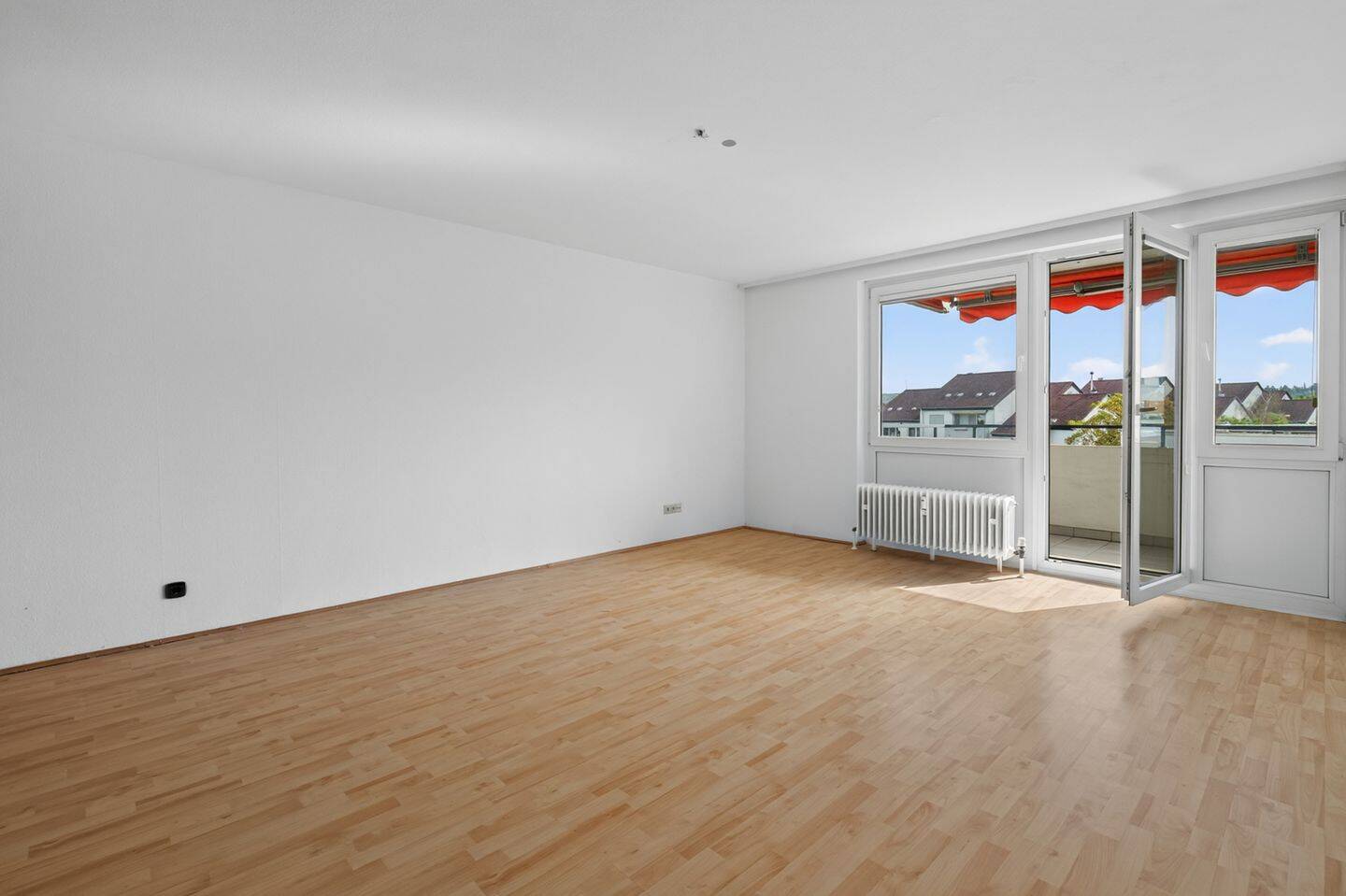 Durlacher Charme mit Potenzial – 2-Zimmer-Wohnung mit Turmbergblick und TG-Stellplatz, 76227 Karlsruhe (Durlach Hohenwettersbach Stupferich)