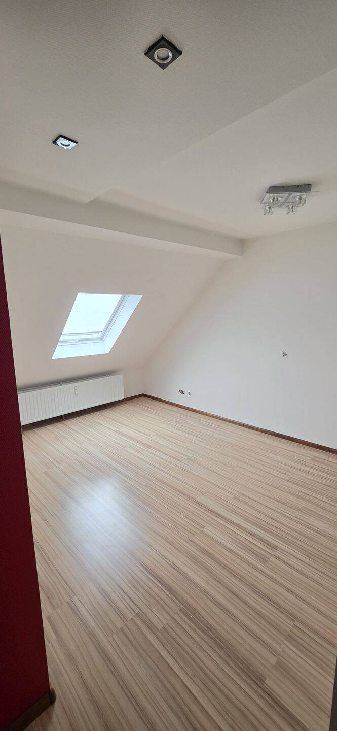 Gemütliche 3 ZKB DG-Wohnung in Völklingen-Ludweiler, 66333 Völklingen