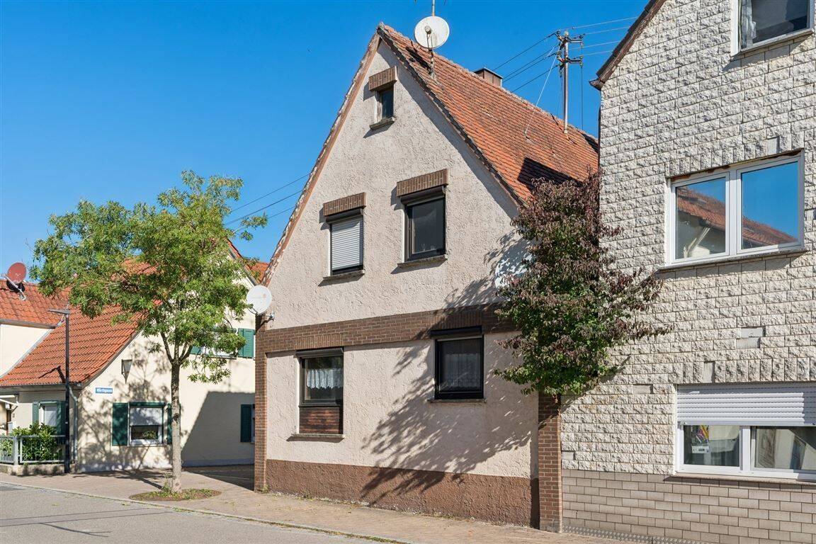 Ansprechendes Haus in zentraler Lage von Bächingen, 89431 Bächingen a.d. Brenz