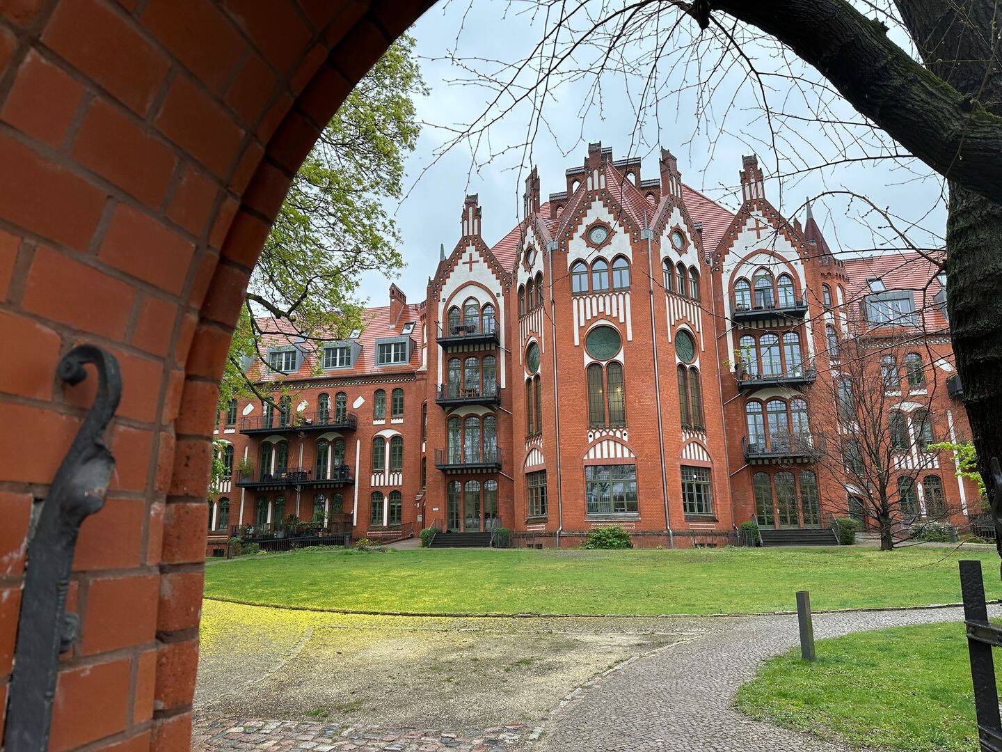 Direkt am Schlosspark Charlottenburg, 14059 Berlin (Charlottenburg-Wilmersdorf Charlottenburg Westend)