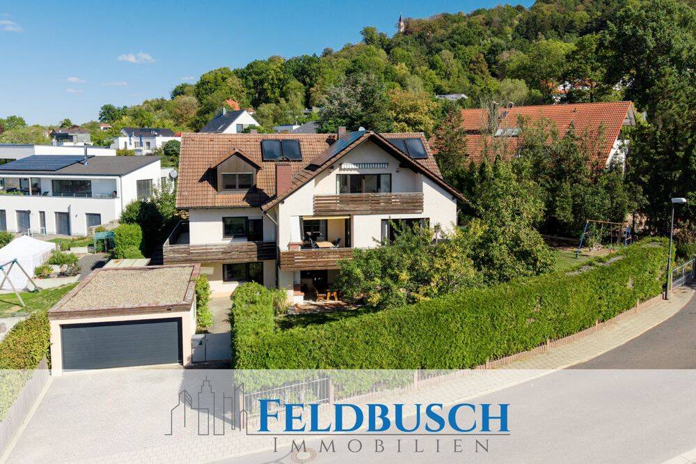 Wohnen unterhalb des Weinbergs – großzügiges Einfamilienhaus mit bis zu 3 Wohneinheiten, 92318 Neumarkt i.d. OPf.