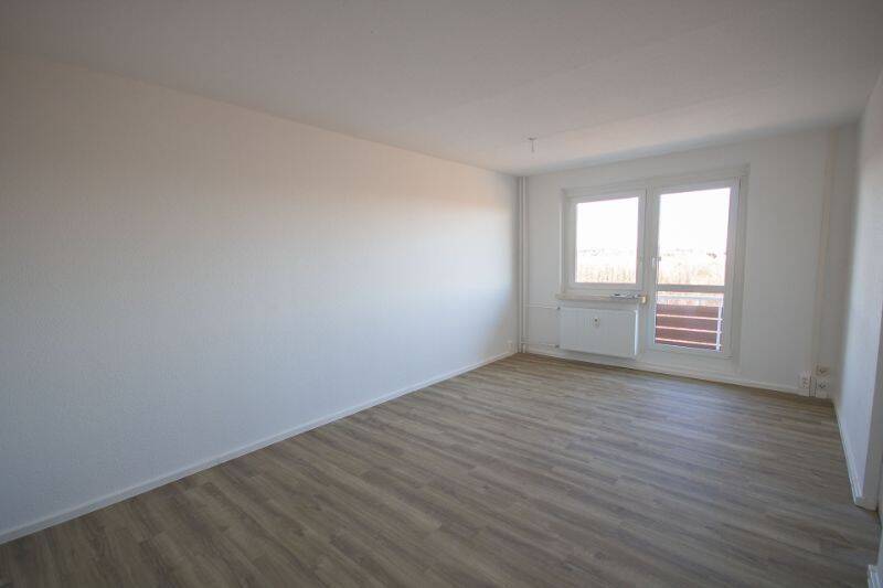 3-Zimmerwohnung mit Balkon und schöner Aussicht, 6120 Halle (Saale) (Dölau Heide Nord Heide Süd Kröllwitz Lettin)