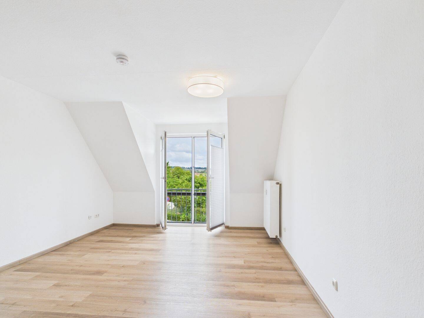 VERMIETUNG: Gemütliches 1-Zimmer-Apartment in der Erlanger Straße zu vermieten., 95444 Bayreuth (Altstadt City Gartenstadt Kreuzstein Neue Heimat)