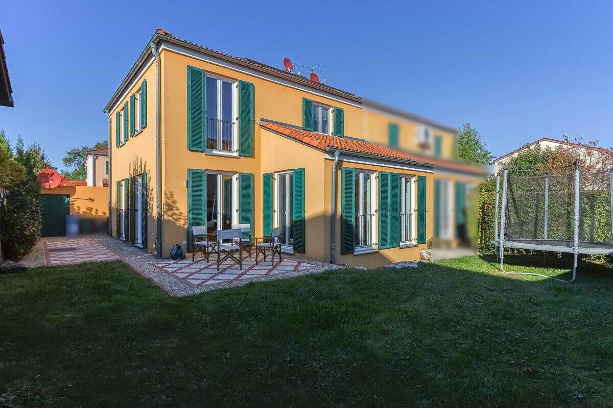 Ihr neues Zuhause in Gerolfing – gepflegte Doppelhaushälfte mit Garten und Südwest-Terrasse!, 85049 Ingolstadt