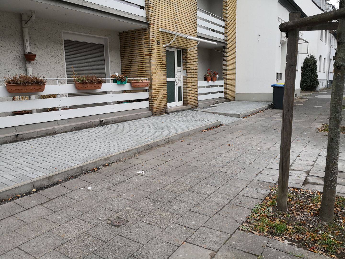 Single-Wohnung mit 2 Zimmern in Duisburg-Friemersheim, 47229 Duisburg (Bergheim Friemersheim Rheinhausen-Mitte)