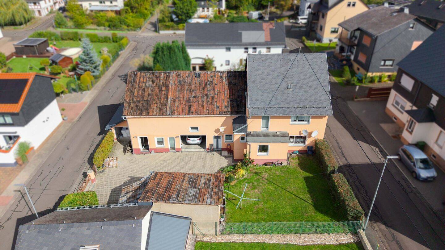 Renovierungsbedürftiges Einfamilienhaus mit großem Ausbaupotenzial und viel Platz!, 56479 Westernohe
