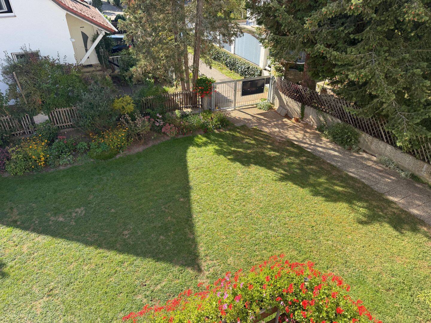 Ruhiges Wohnen in Altenfurt: Großzügige 3,5-Zimmer-Wohnung mit Balkon und Gartenmitbenutzung, 90475 Nürnberg