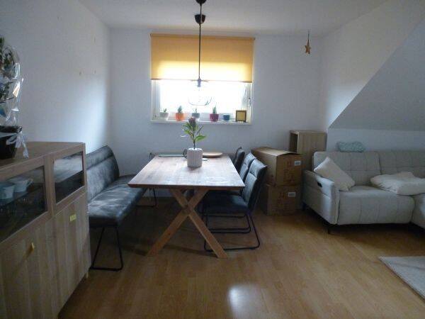 Schicke Dachgeschosswohnun mit Balkon!, 32130 Enger