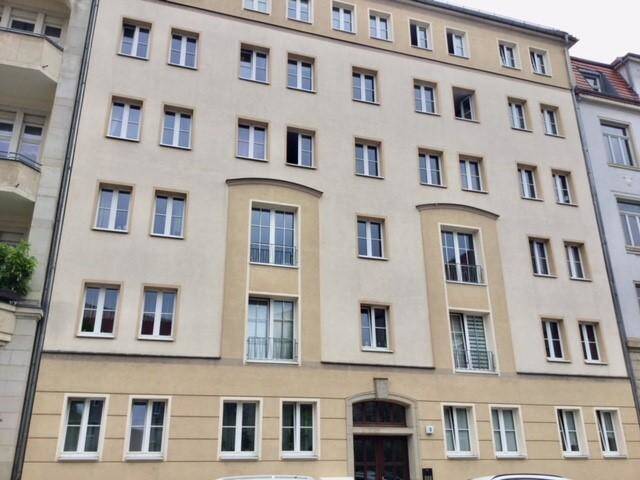 Striesen: Große 2-Zimmerwohnung mit separaten Räumen, 1309 Dresden