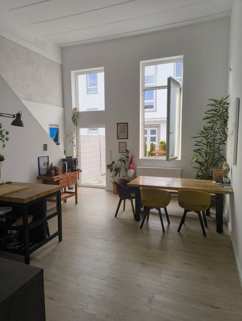 Offen gestaltete 3,5 Zimmer-Wohnung auf drei Ebenen, 97082 Würzburg (Altstadt Heidingsfeld Steinbachtal Zellerau)