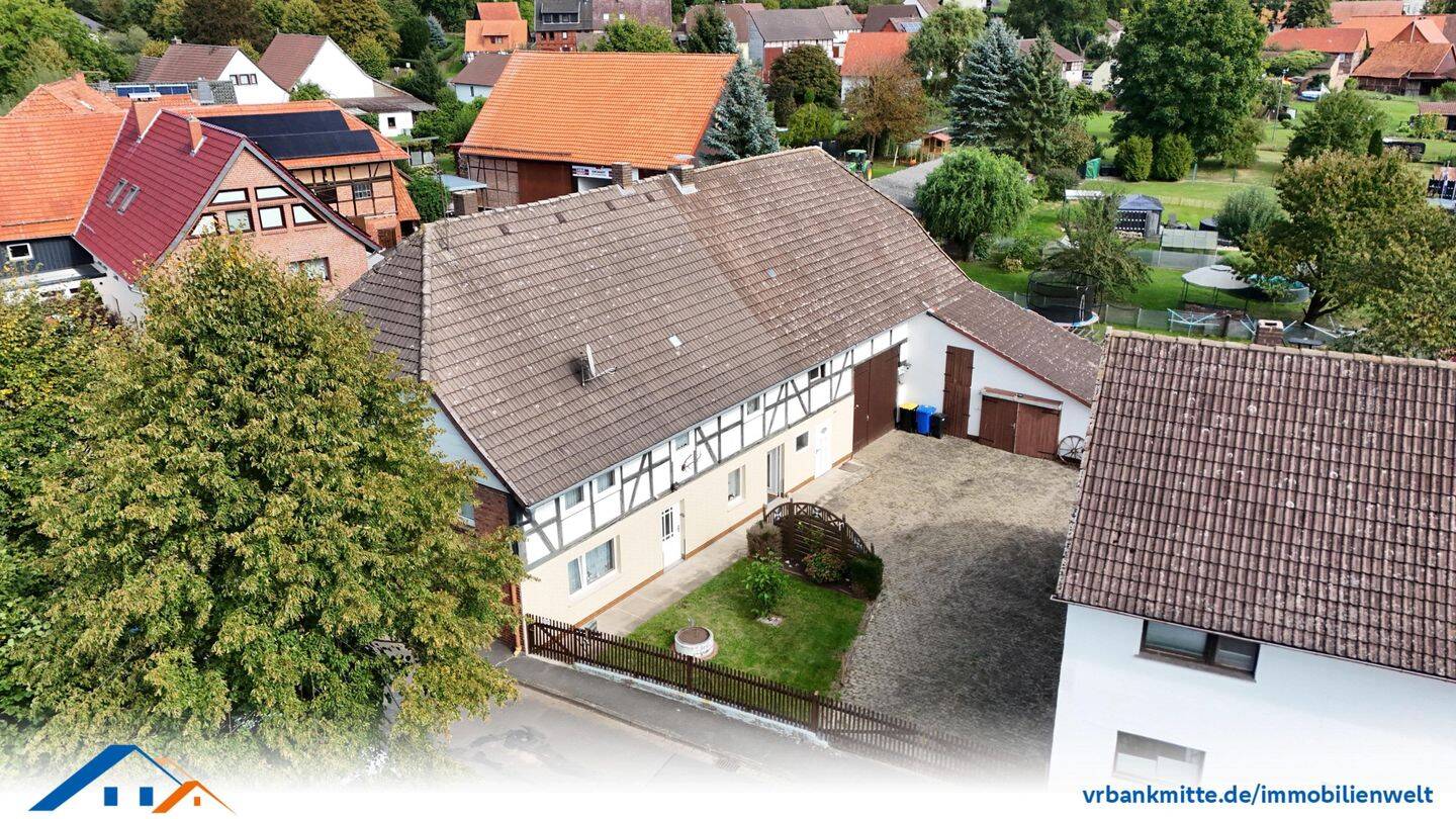 Viel Raum für die Familie – Wohnhaus mit Garten und Scheune, 37434 Wollershausen