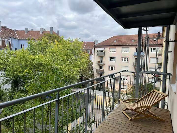 Helle Wohnung mit großem Balkon | 3 Min zur U-Bahn, 81379 München (Sendling Sendling-Westpark Thalk. Obersendl.-Forsten-Fürstenr.-Solln)