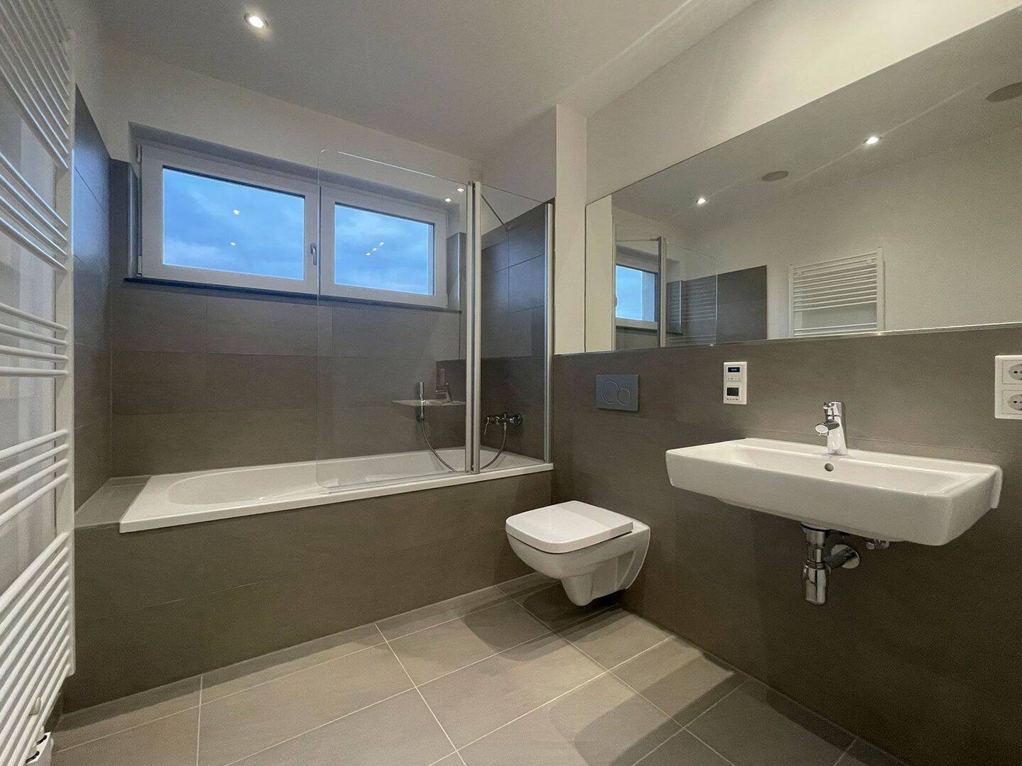 NEUBAU | 2-Zimmer | Balkon | Parkett | FBH | A+ | 12/26 | Böhlitz-Ehrenberg, 4178 Leipzig (Burghausen-Rückmarsdorf Böhlitz-Ehrenberg)