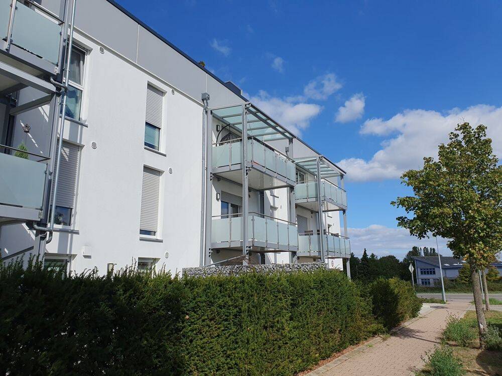 Schöne und moderne 2-Zimmer-Wohnung mit Balkon, 91586 Lichtenau