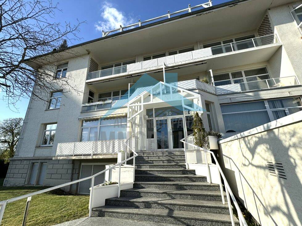 Hochwertig möblierte 2,5 ZKB-Wohnung mit Balkon in bester Lage von Kassel – am Weinberg!, 34117 Kassel