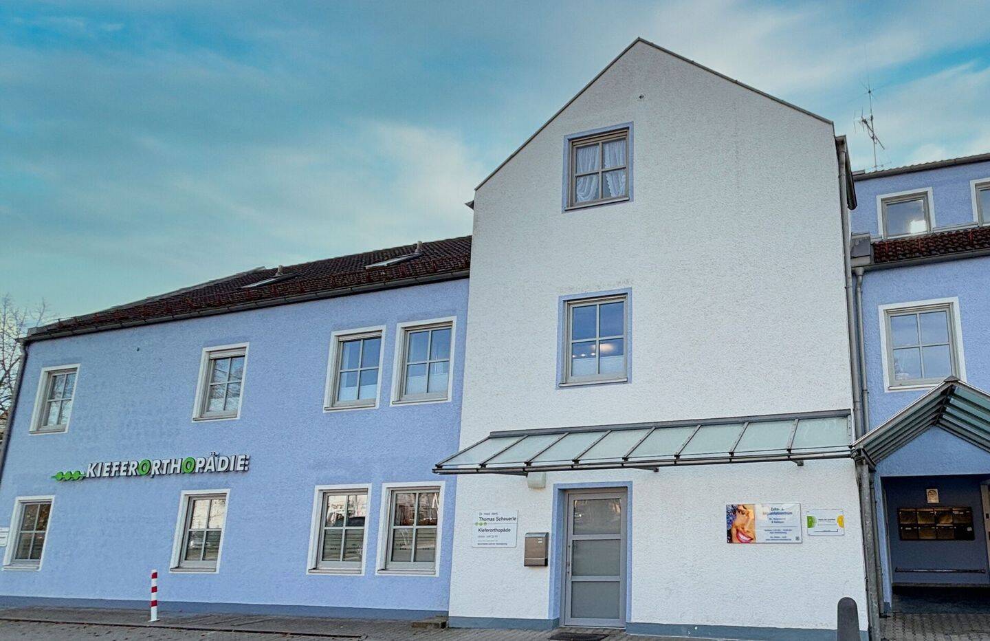 Modernes Wohnen mit Weitblick: Licht, Luft und jede Menge Raum, 93152 Nittendorf