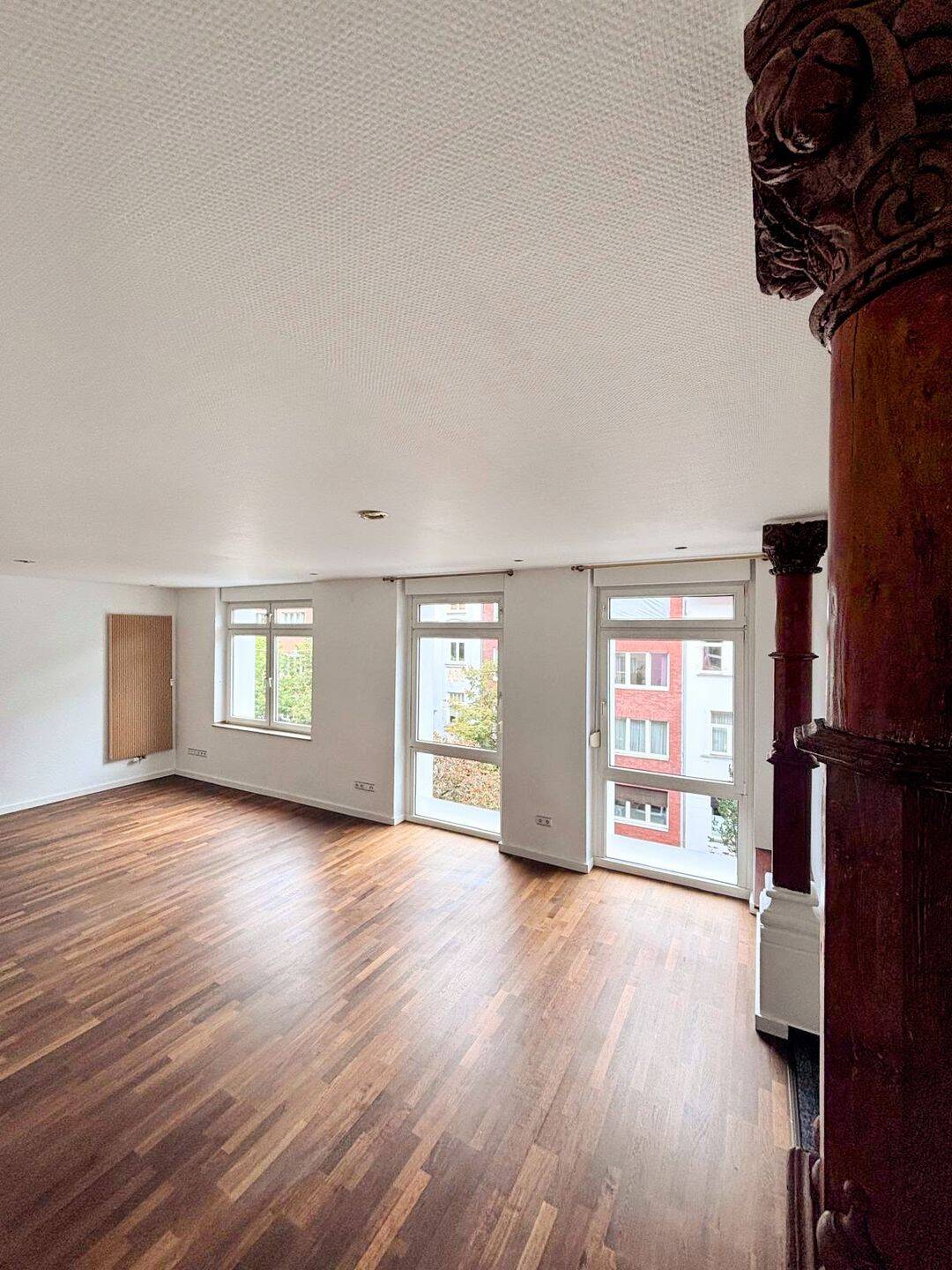 Unterbilk: Helle 3-Zimmer-Wohnung mit Sauna und Kamin, 40223 Düsseldorf (Bilk Flehe Unterbilk)