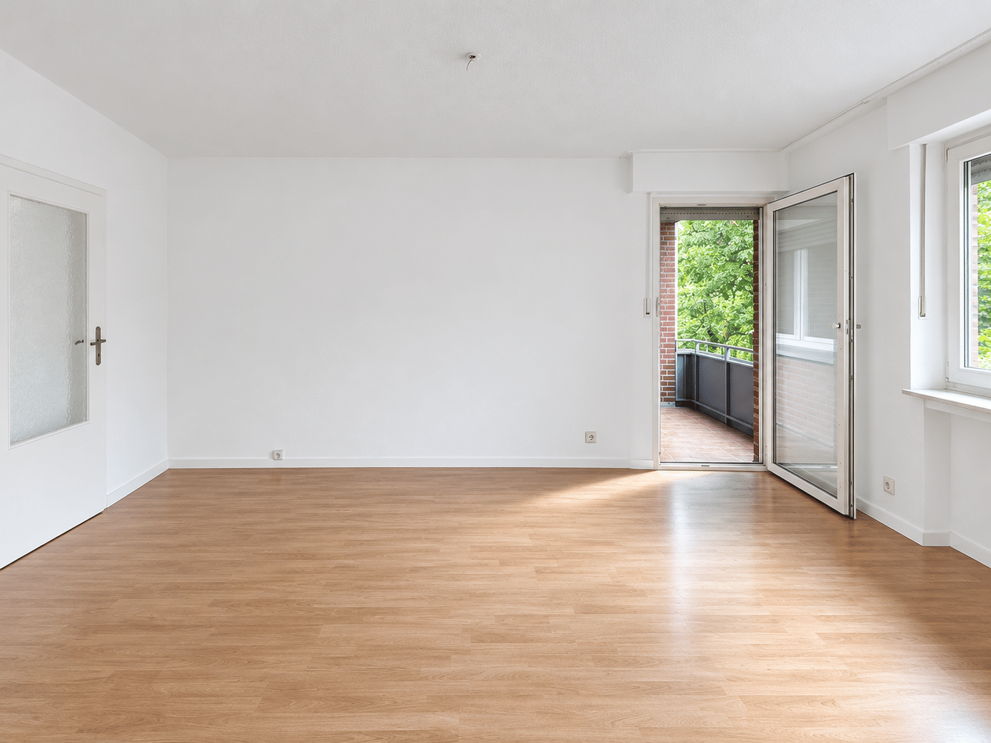 Frisch renovierte 3-Zimmer-Wohnung mit Balkon, 47809 Krefeld