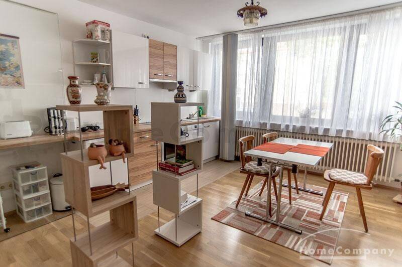 Wird gerade renoviert! Helle möblierte 2-Zimmer-Wohnung in Moosach, 80992 München (Moosach Neuhausen-Nymphenburg Pasing-Obermenzing)