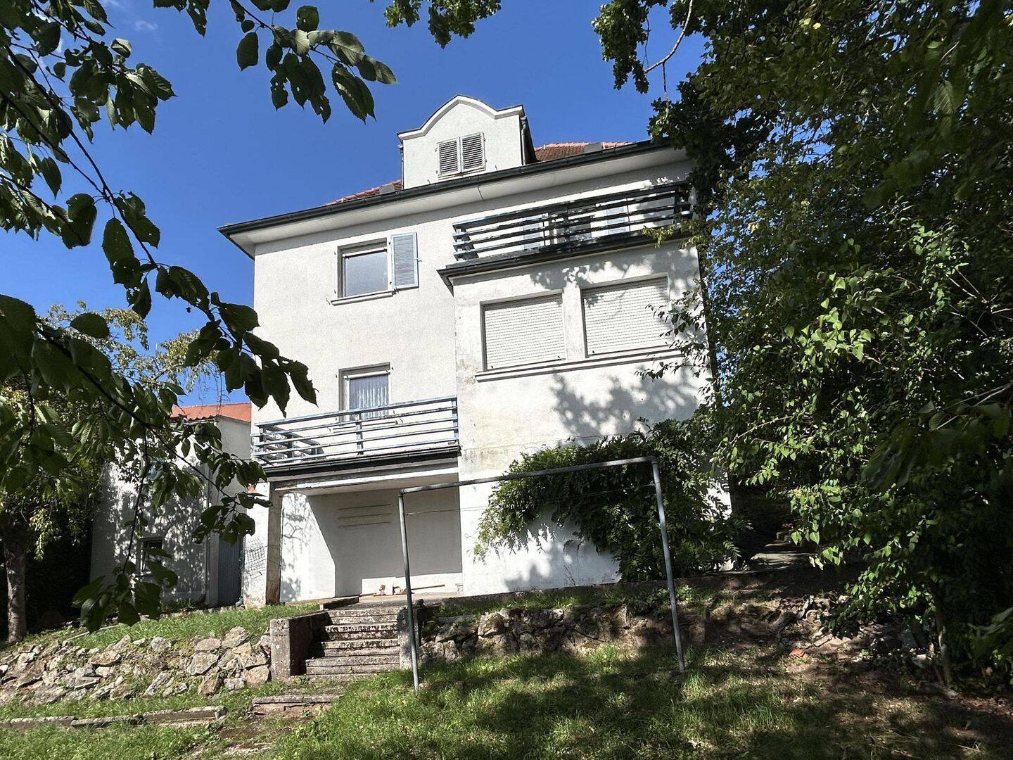 Charmantes Wohnhaus mit herrlicher Aussicht über Ansbach, 91522 Ansbach