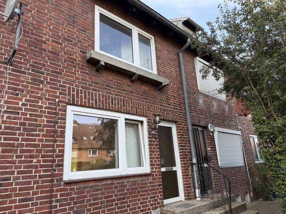 Stark sanierungsbedürftiges Handwerkerobjekt zur freien Übergabe, 24147 Kiel (Elmschenhagen-Nord)