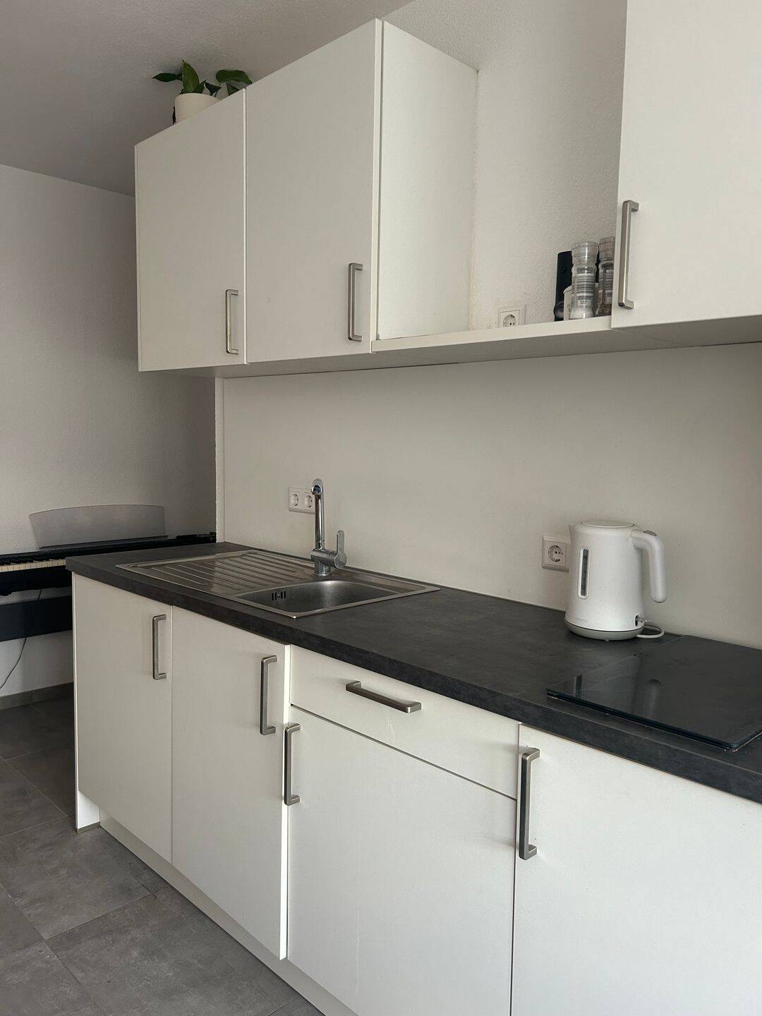 Neuwertiges 1 Zi.-Apartment im EG mit ca. 25 m² Wohnfläche und EBK in Lauchheim, 73466 Lauchheim
