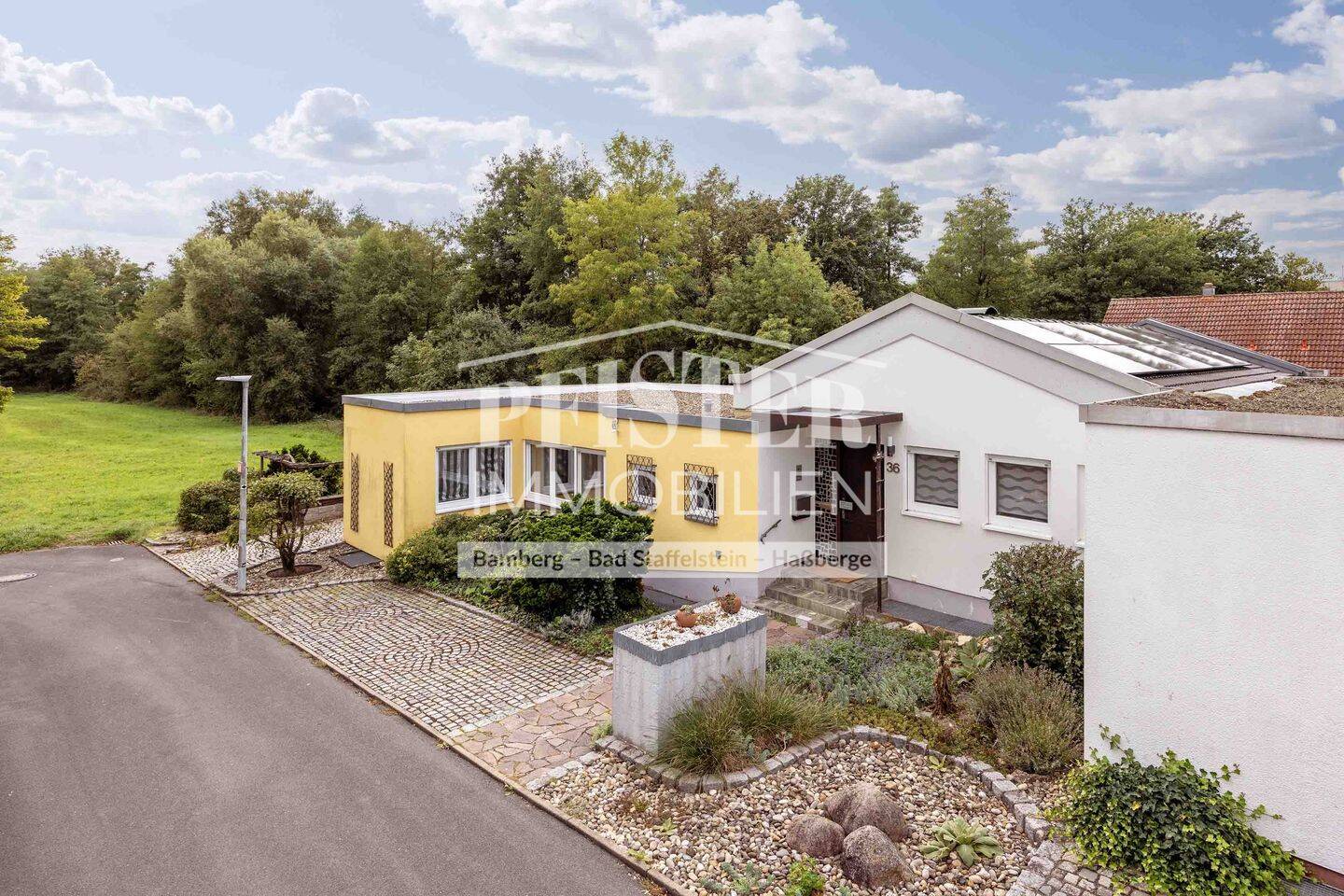 Winkelhaus-Bungalow in Memmelsdorf – Wohnanlage Seehofblick, 96117 Memmelsdorf