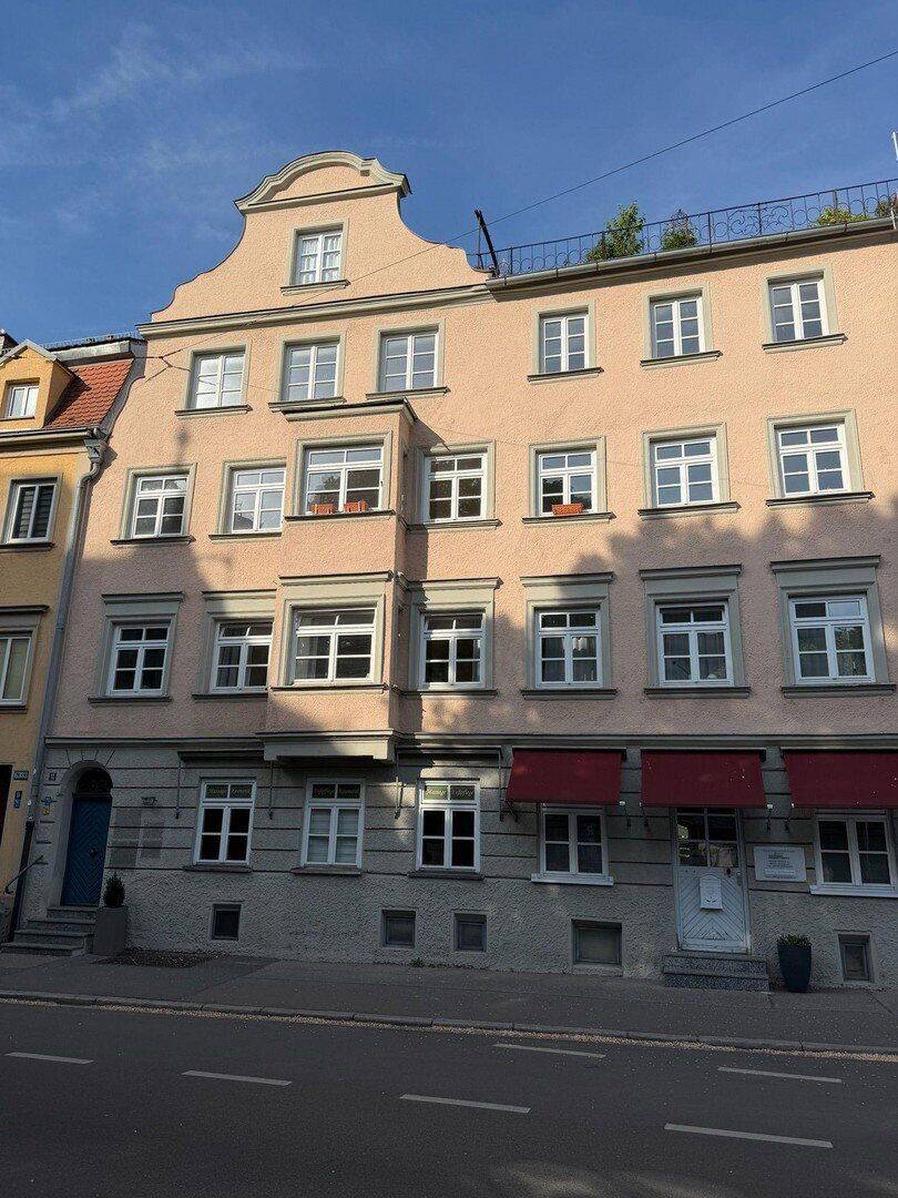 LEERSTEHENDE & Sanierungsbedürftige Wohnung mit Potenzial in Augsburger Top-Lage, 86152 Augsburg (Innenstadt)