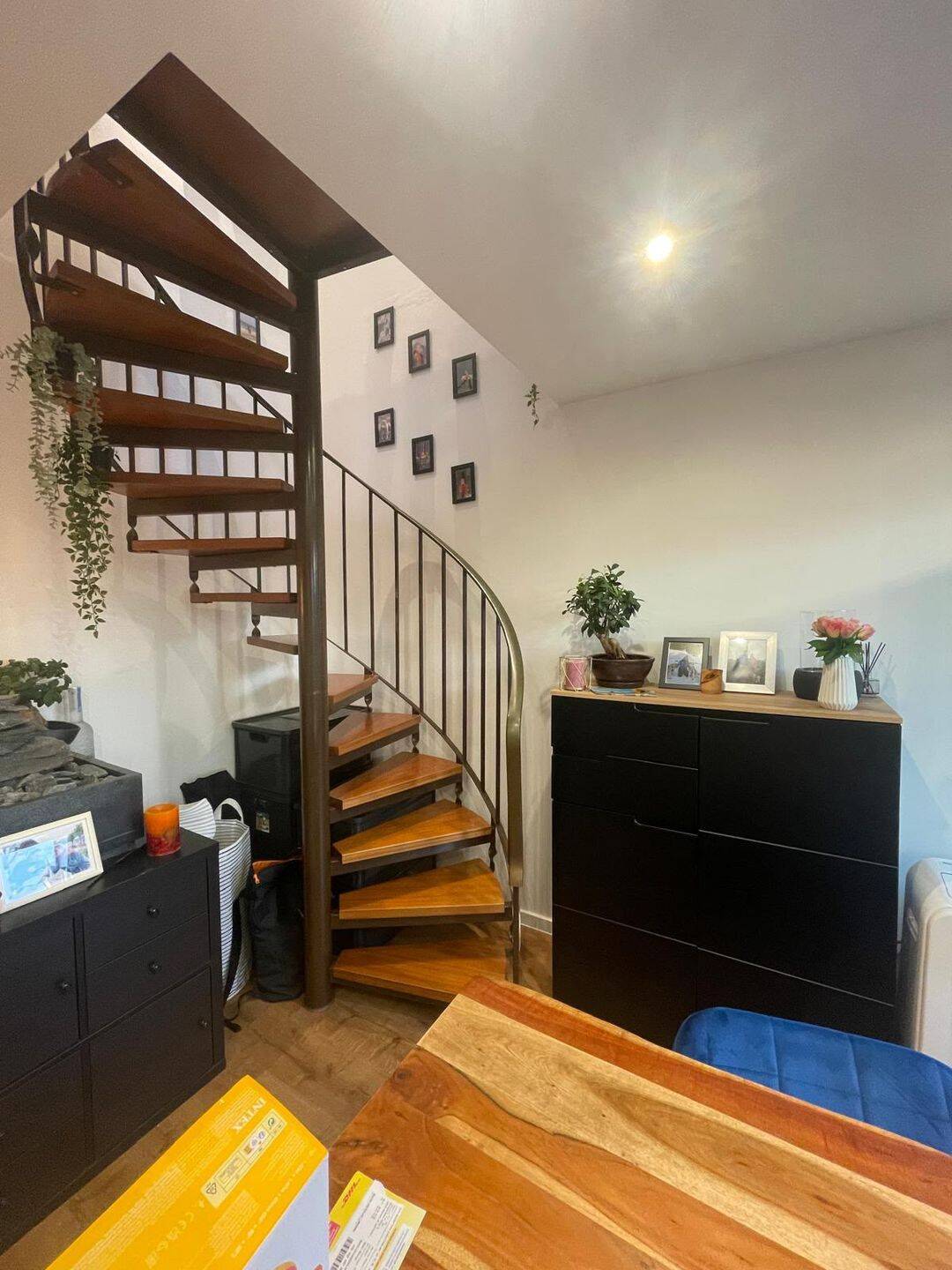 Moderne 2-Zimmer-Maisonnette-Wohnung im Dachgeschoss, 80807 München (Milbertshofen-Am Hart Schwabing-Freimann)