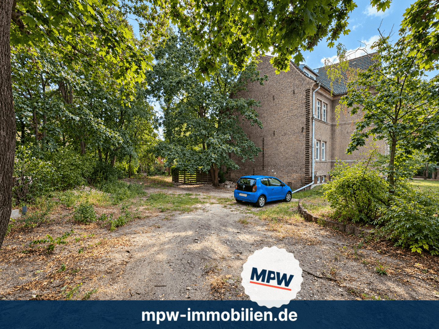 Rarität in Karlshorst: Bezugsfreies Mehrfamilienhaus mit 1.253 m² Doppelgrundstück, 10318 Berlin (Treptow-Köpenick)