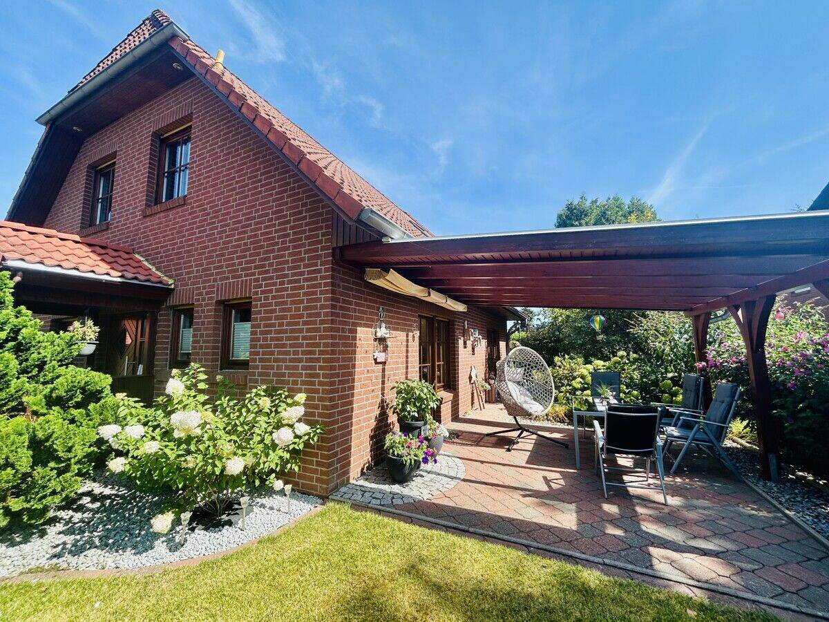Wohlfühloase trifft Gartenidylle! Einfamilienhaus in Kutenholz zu verkaufen., 27449 Kutenholz