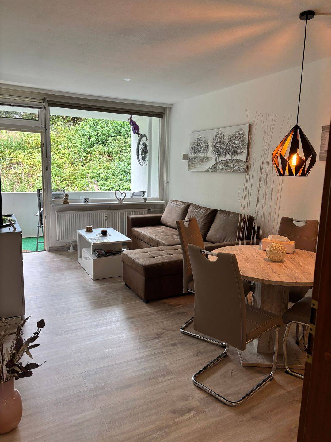 Sanierte wunderschöne 3-Zimmer Wohnung mit Balkon und traumhaften Ausblick, 38644 Goslar