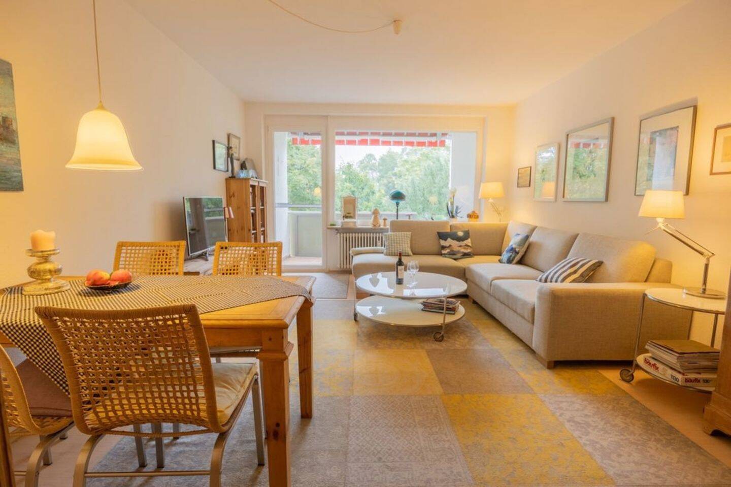 Attraktive Wohnung in zweiter Seereihe mit Balkon, Teilseesicht und Nähe zur Lindauer Insel, 88131 Lindau (Bodensee)