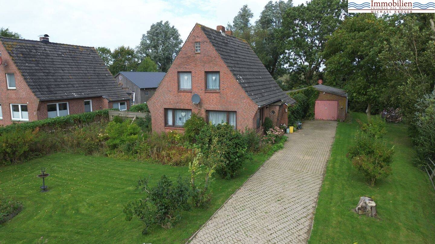 Ländlich wohnen, Nordseeluft genießen – Einfamilienhaus mit 1.482 m² Grundstück, 25889 Uelvesbüll