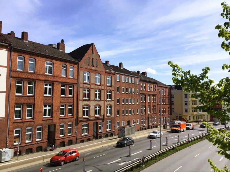 Renovierte 3 Zimmerwohnung mit Altbaucharme!, 24113 Kiel (Gaarden-Süd Hassee)