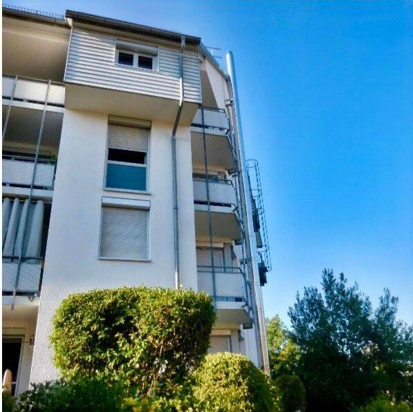 Tolle möblierte Wohnung mit Balkon,Küche, Stellplatz, Internet gratis! Beste Lage!, 71063 Sindelfingen