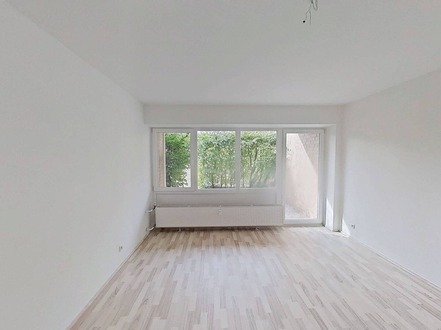 Moderne 2-Zi.-Whg. mit privater Terrasse und Wannenbad im Burgdorfer Süden, 31303 Burgdorf