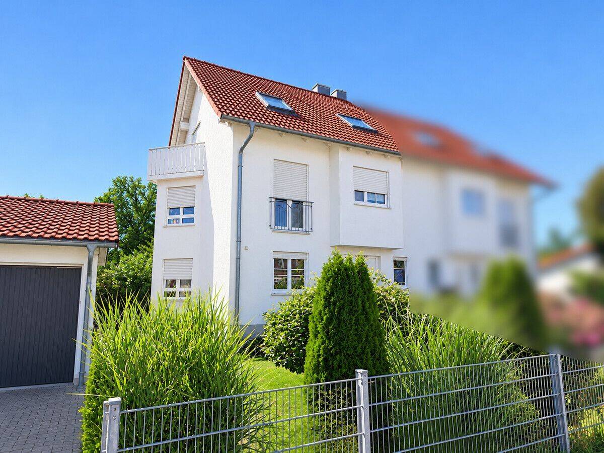 ***Charmante Doppelhaushälfte in Ursberg-Oberrohr***, 86513 Ursberg