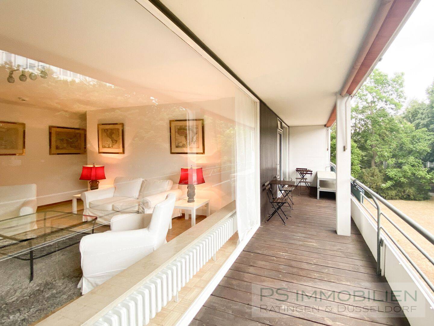 Renovierungsbedürftige 4-Zimmer-Wohnung mit großem Südbalkon in Düsseldorf-Golzheim, 40474 Düsseldorf (Golzheim Lohausen Pempelfort Stockum)