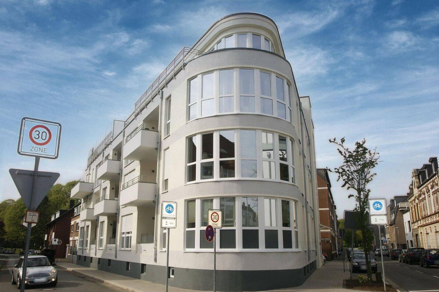 Tolle Wohnung In unmittelbarer Nähe zum Moerser Schloßpark, 47441 Moers