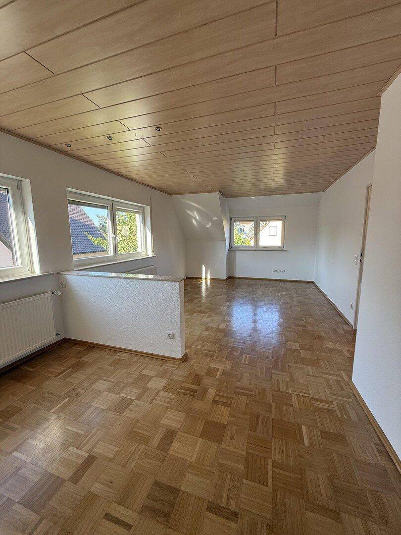 Helle 3 Zimmer Wohnung im Zentrum Kalchreuth, 90562 Kalchreuth