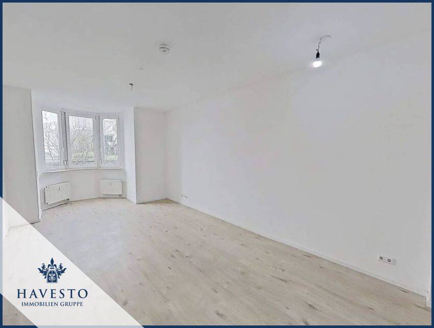Gut geschnittene, teilmöblierte 3-Zimmer-Erdgeschosswohnung mit brandneuer Küche & Wannenbad, 70197 Stuttgart (West)