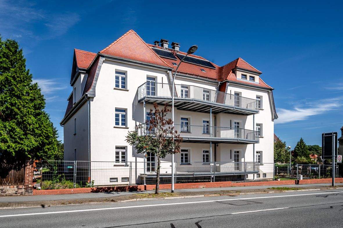 hochwertig sanierte 4- Raumwohnung mit Balkon, 2763 Bertsdorf-Hörnitz