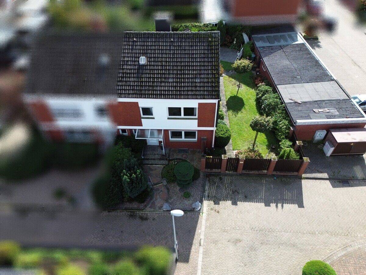Gepflegte Doppelhaushälfte mit Potenzial in ruhiger Lage von Emsdetten, 48282 Emsdetten