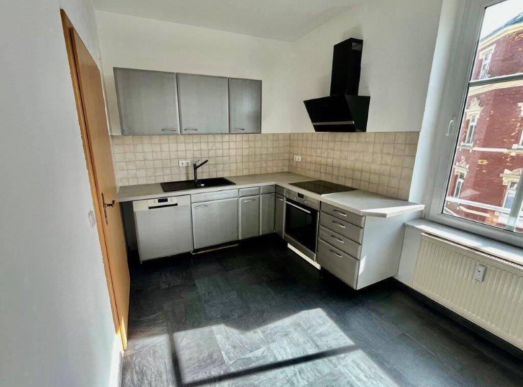 Schöne 2 Zimmerwohnung mit Balkon und Einbauküche in Zwickau, 8056 Zwickau