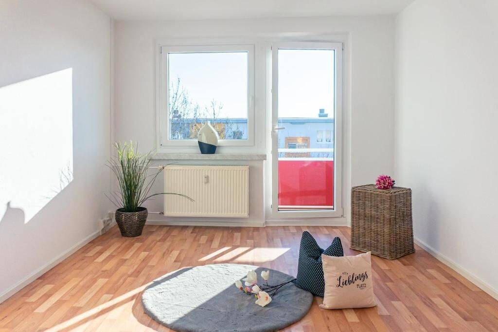 Balkonwohnung nahe Voigtscher Park, 9120 Chemnitz (Altchemnitz Bernsdorf Helbersdorf Kapellenberg)