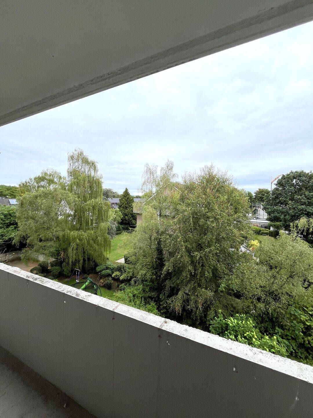 Gut geschnittene, helle 3-Zimmerwohnung mit großem Südbalkon, 51067 Köln (Mülheim Buchheim Dellbrück Holweide)