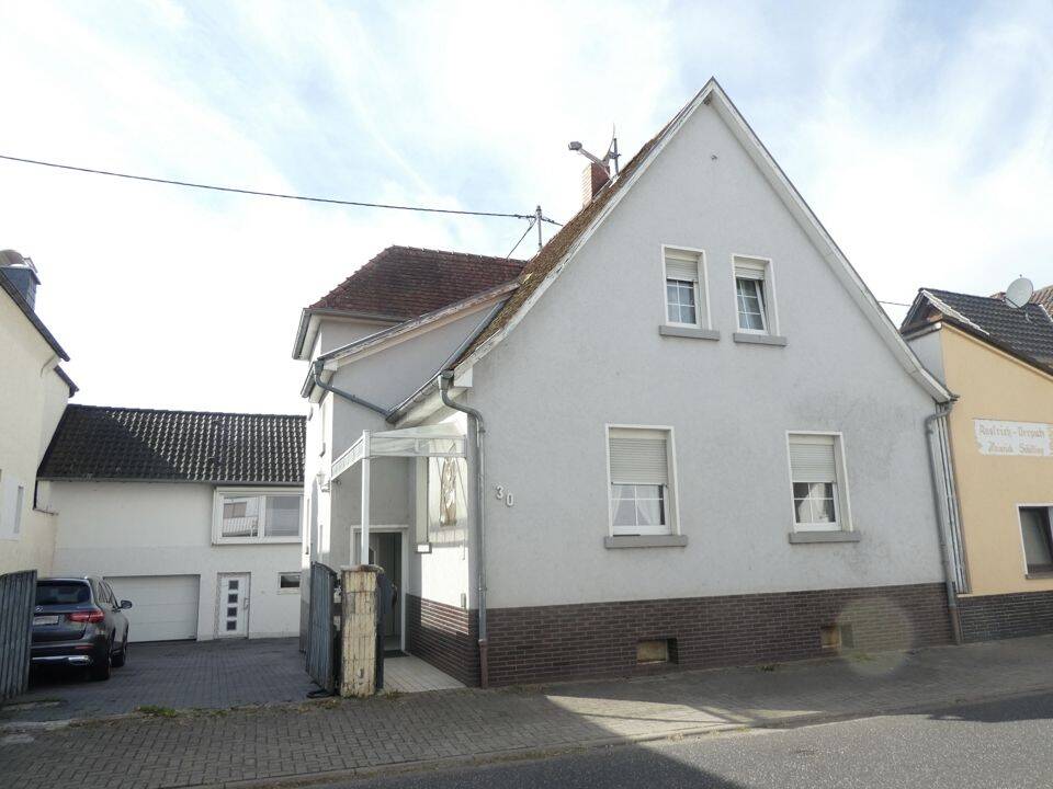 Sofort bezugsbereit! Einfamilienhaus in Limeshain-Hainchen!, 63694 Limeshain