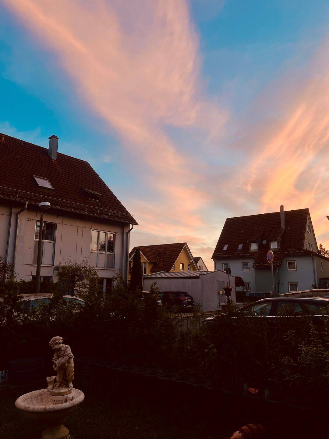 Helles möbliertes Zimmer in ruhiger 5er-WG in Eltersdorf, Erlangen, 91058 Erlangen (Bruck Eltersdorf Erlangen-Süd Sebaldussiedlung Tennenlohe)